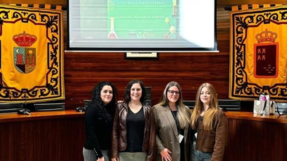 Beniel celebra el "III Encuentro de Mujeres Científicas" con la participación de HTBA