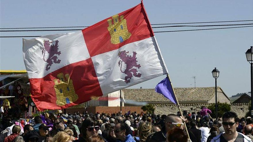 IU dice que los conciertos para "contraprogramar" Villalar se pagan por encima de mercado