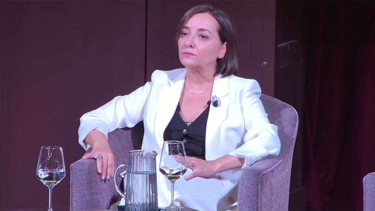 Pepa Bueno asegura que Feijóo no ha respondido a su petición de entrevista, y comenta cómo vio a Pedro Sánchez