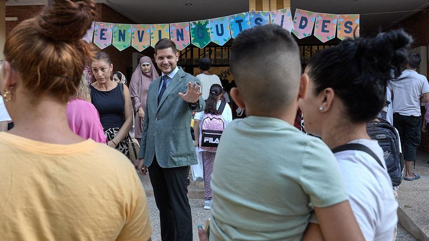 El Ayuntamiento de Gandia alerta a Conselleria que su sistema educativo público “no puede asumir más plazas en Primaria”
