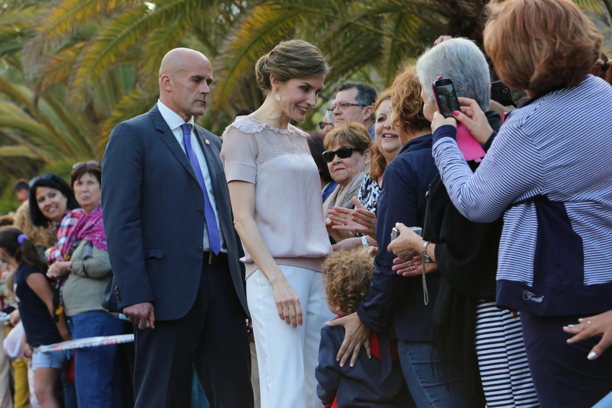 Letizia Ortiz a la salida del polideportivo de El Batán