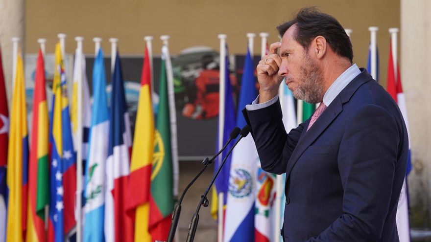 Óscar Puente durante una rueda de prensa tras la IX Conferencia Iberoamericana Ministerial de Transportes que se celebra en Valladolid.
