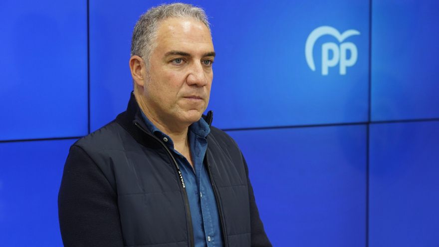 Archivo - El vicesecretario de Coordinación Autonómica y Local del PP, Elías Bendodo, en una rueda de prensa. (Foto de archivo).