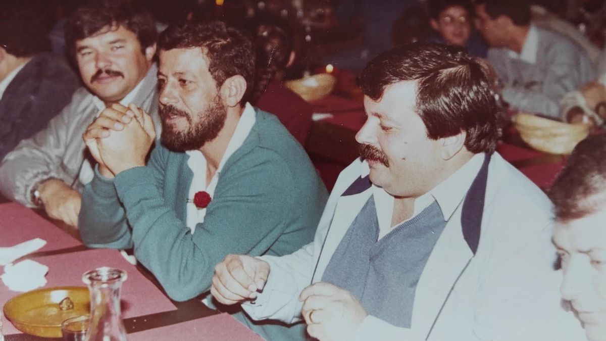 El histórico militante socialista de Lanzarote, Andrés Fuentes, 'El Fallo', en el centro.