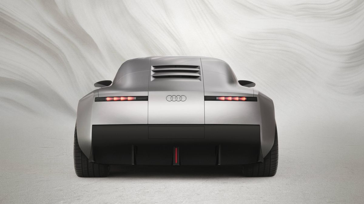 Otra vista, no menos espectacular, de la zaga del prototipo de Audi.