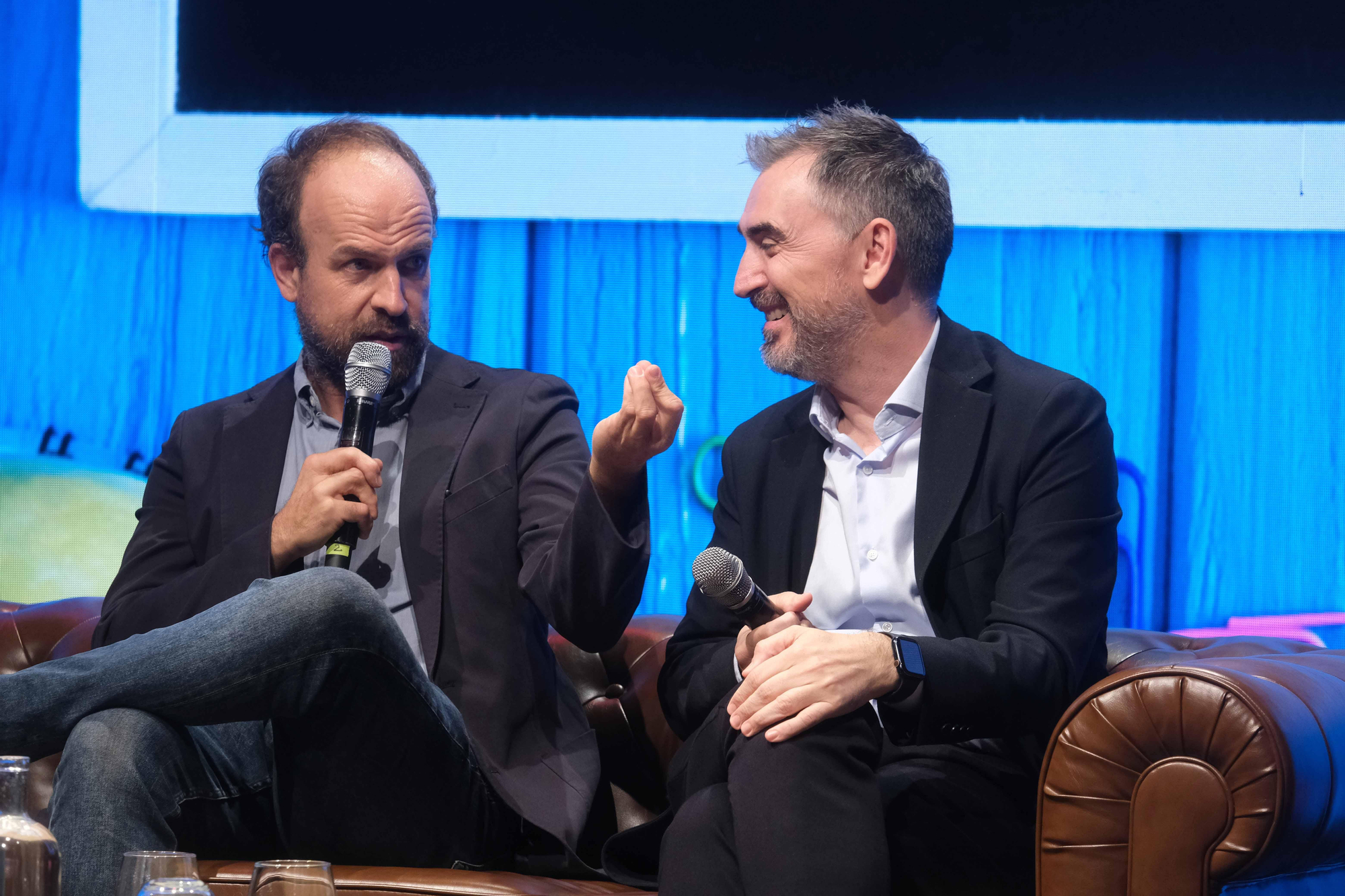 Javier Ramajo, director de elDiario.es Analucía, junto al director de elDiario.es, Ignacio Escolar