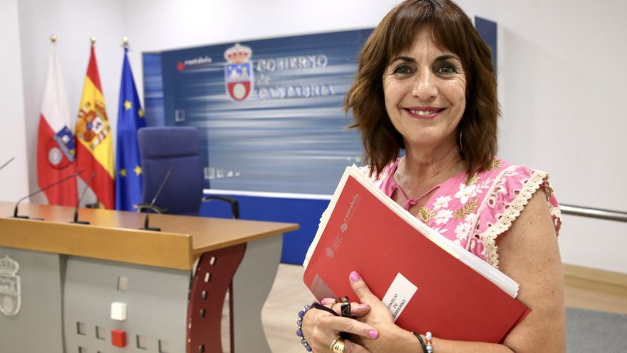 La consejera de Economía y Hacienda, Ana Belén Álvarez, informa de los acuerdos del Consejo de Gobierno.