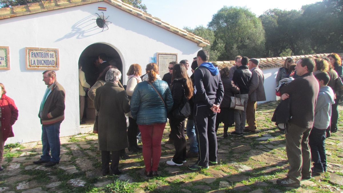 Identificadas 13 de las 28 personas cuyos restos se exhumaron en 2012 de las fosas del Marrufo, en Jerez