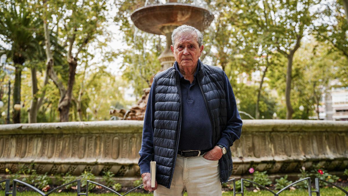 Herminio Trigo, con su último libro