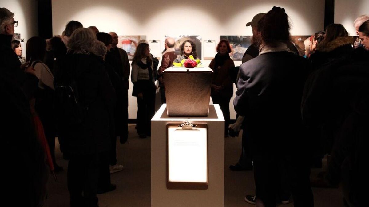 “Dignidad frente al fascismo”: las guardianas de la memoria viajan a Luxemburgo a través de la cámara de Eva Máñez