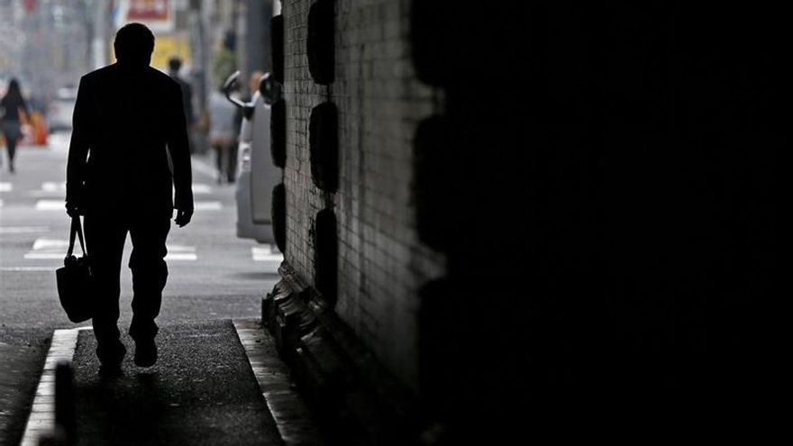 Frenar los suicidios a través de una APP: los psiquiatras se lanzan a la tecnología para realizar intervenciones "intensivas"