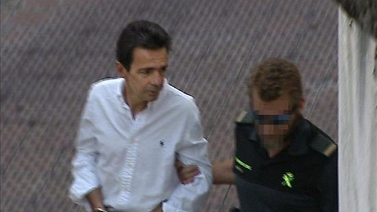 Imagen de EFE TV de Alberto Portuondo a su llegada a los Juzgados de Plaza de Castilla en Madrid. EFE
