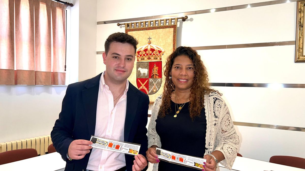 Los concejales de Pradejón con las pulseras centinelas