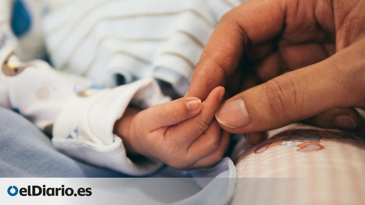 Un bebé le gana un pleito a la empresa donde trabaja su madre