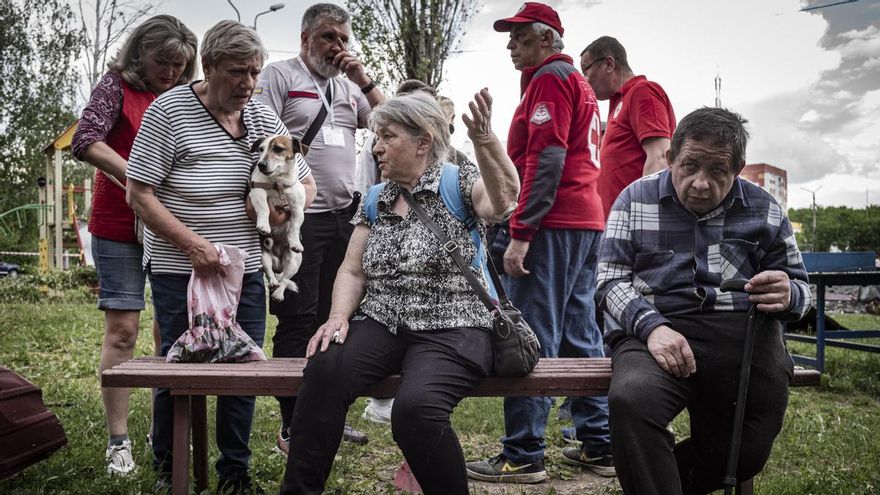 La vida sigue en Járkov bajo el fuego ruso: "Cuando sientes tan cerca la muerte, vives más intensamente"