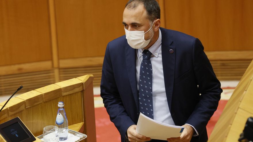 El Sindicato de Enfermería rechaza que las farmacias gallegas expidan el certificado COVID y accedan a las historias clínicas de los pacientes