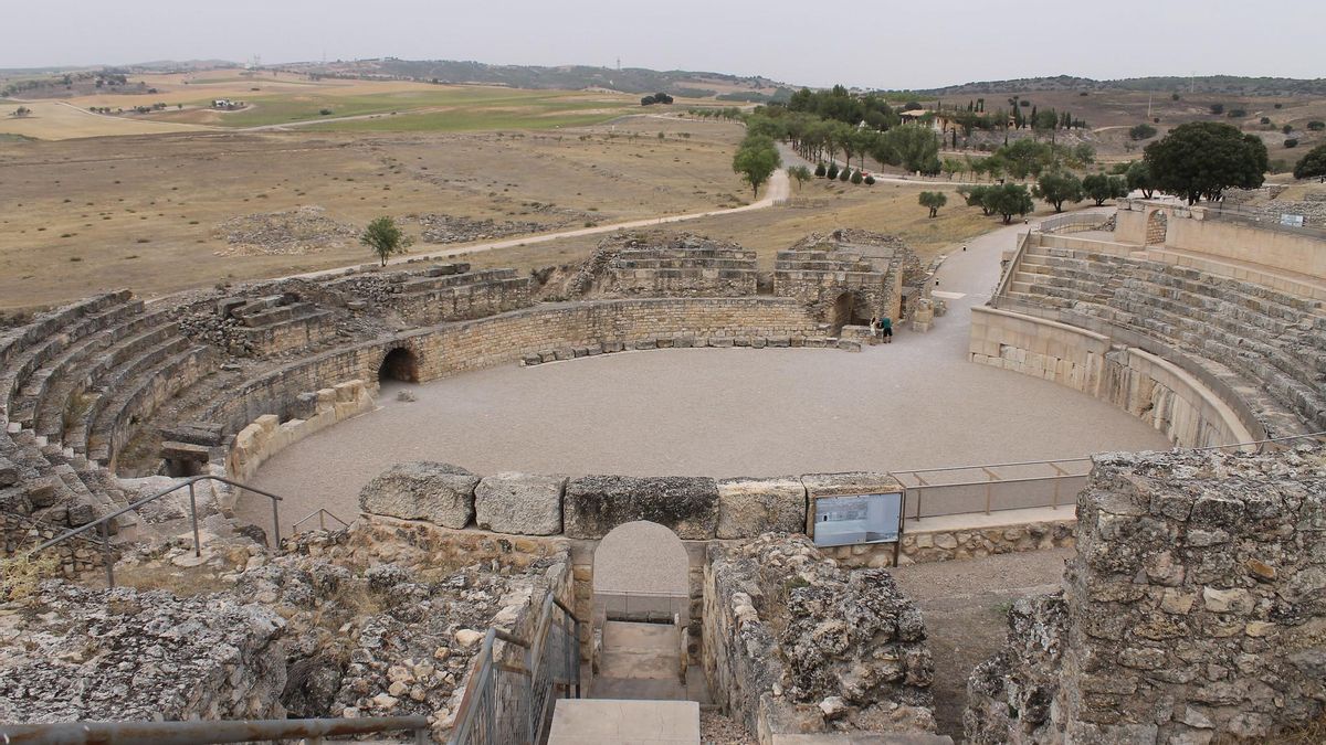 El espectacular Anfiteatro de Segóbriga, uno de los mejor conservados de España.