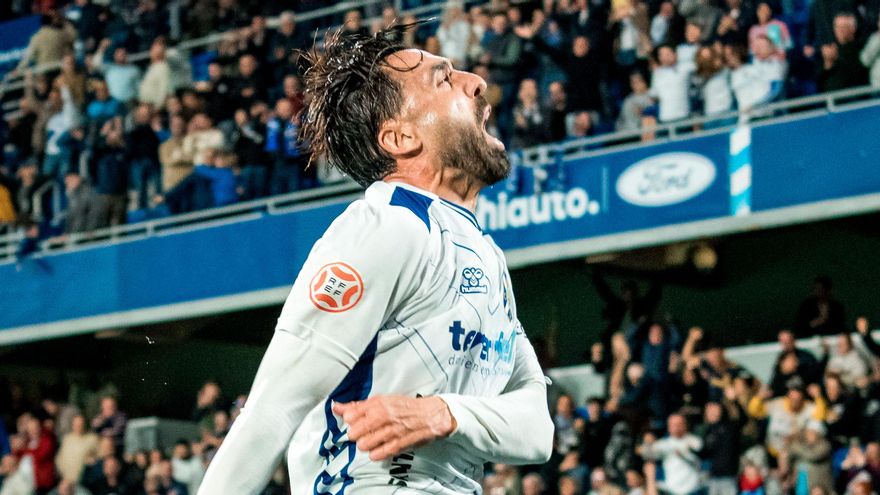 El Tenerife se regala tres puntos para despedir el año