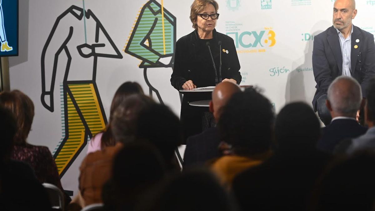 La alcaldesa, durante la presentación.