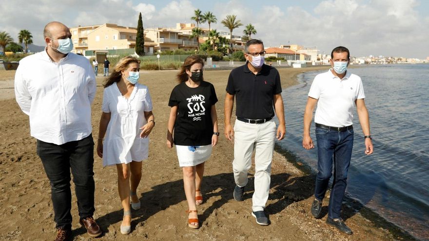 Lastra: El colapso del Mar Menor es un grito de aviso de la naturaleza