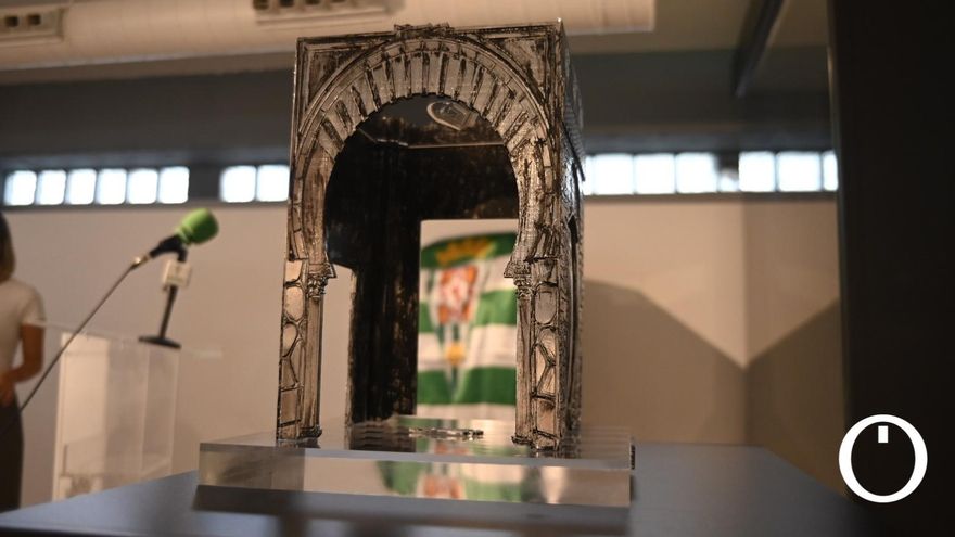 El Córdoba CF presenta el Trofeo Puertas de Córdoba con otro cartel de Primera
