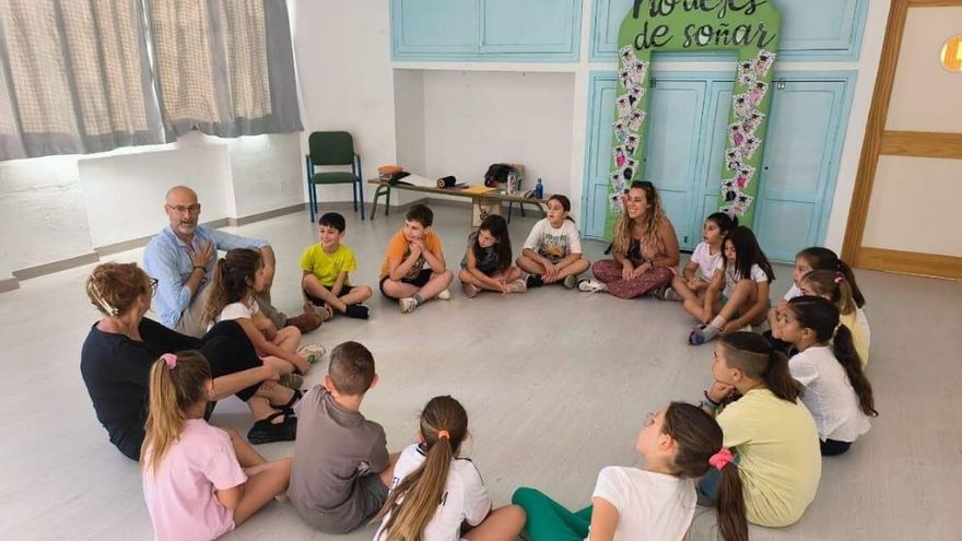 22 centros de Alcalá de Guadaíra con 45 proyectos educativos se benefician de la financiación del Ayuntamiento