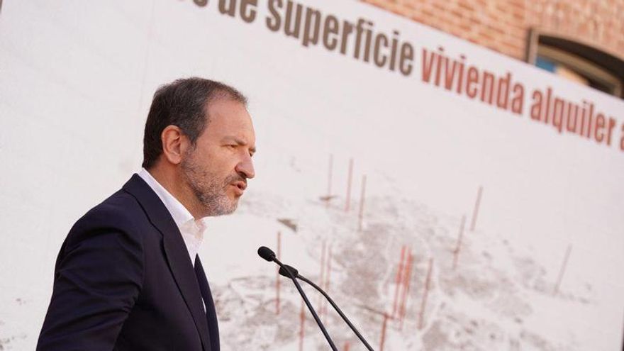 El exdelegado de Urbanismo de Madrid ficha por una promotora a la que cedió cinco parcelas municipales por 45 años