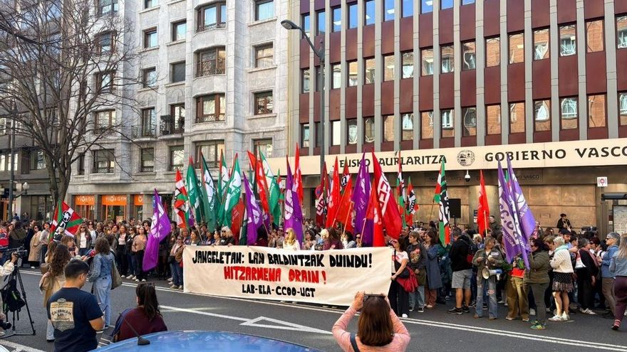 Trabajadoras de comedores escolares concluyen las tres jornadas de huelga con "seguimiento masivo"