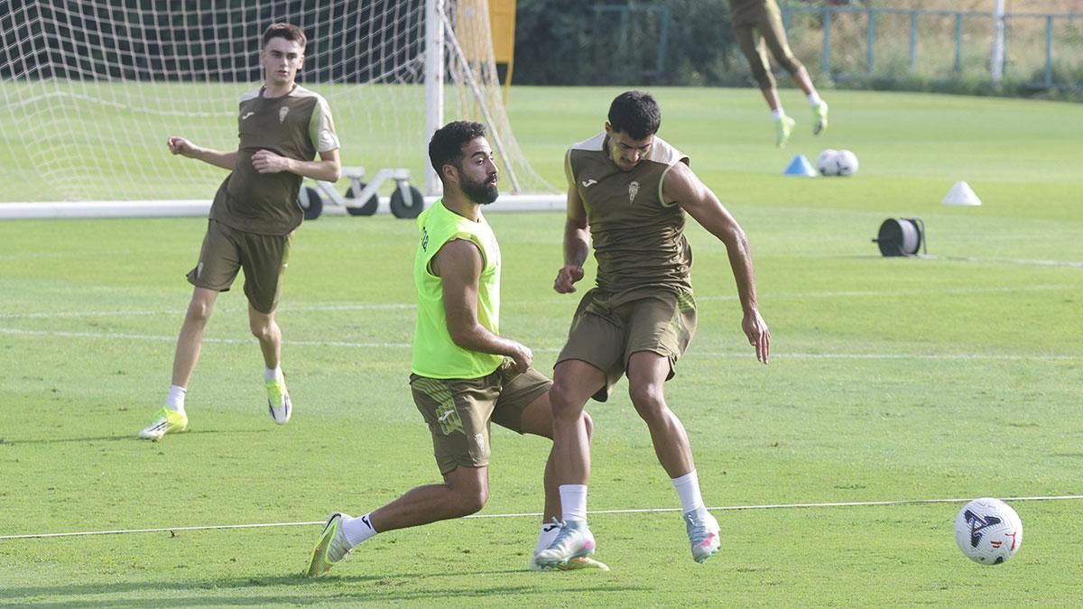 Entrenamiento del pretemporada del Córdoba CF a puerta abierta