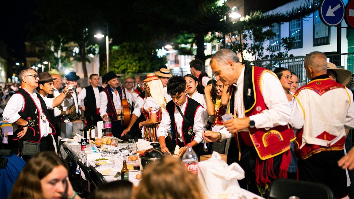 Agotadas en minutos todas las mesas del Baile de Magos de La Laguna