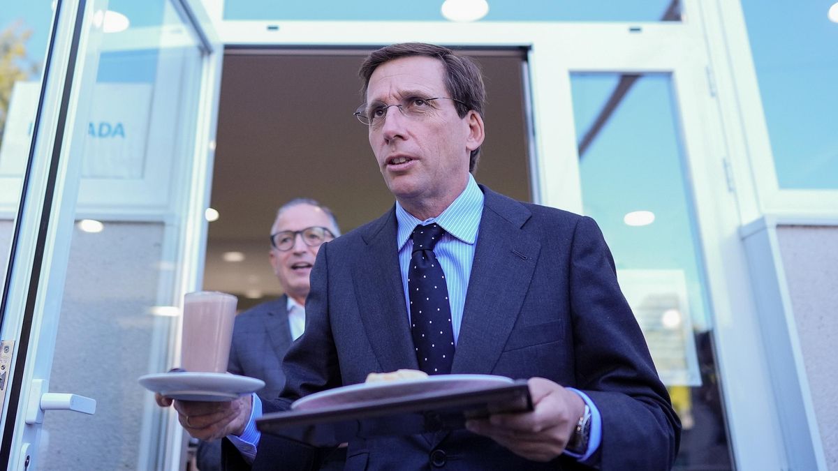 El alcalde Almeida, en un acto celebrado hoy en Barajas