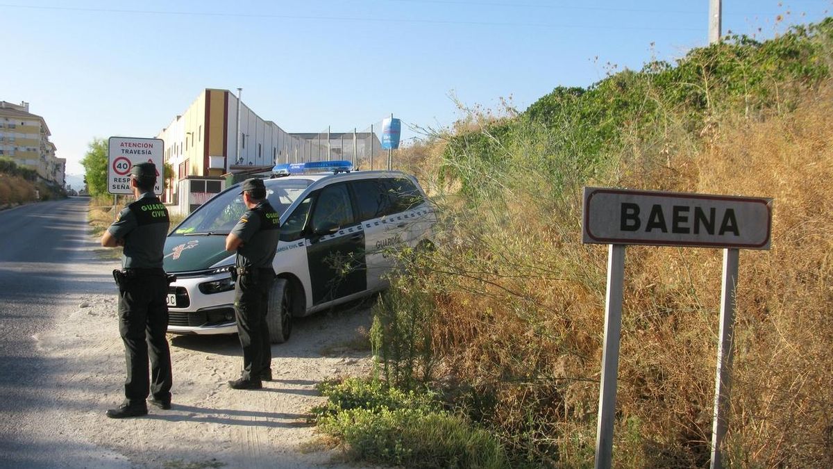 En libertad con cargos un hombre en Baena acusado de intentar matar a un vecino y extorsionarle