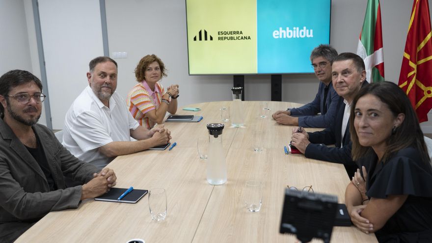 EH Bildu y ERC cierran filas y exigen a Sánchez "más construcción nacional" frente a la "ola reaccionaria" en España