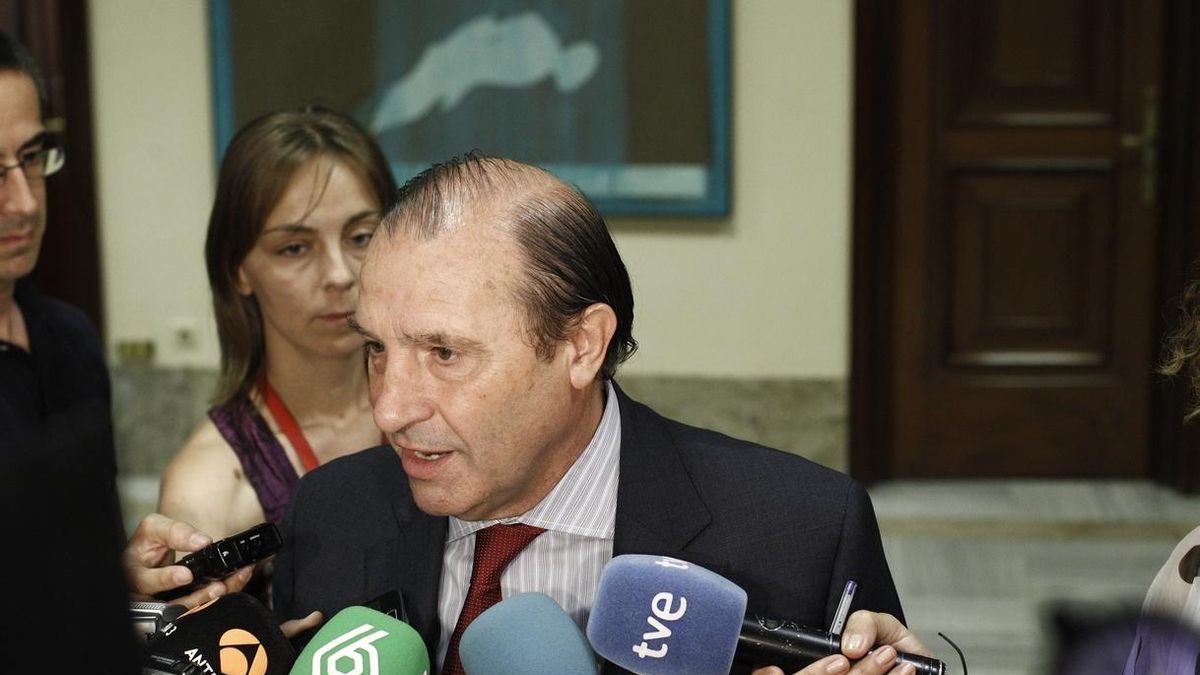 Pujalte, sobre la imputación de Acebes: "No creo que haya una persona más honesta en la vida"