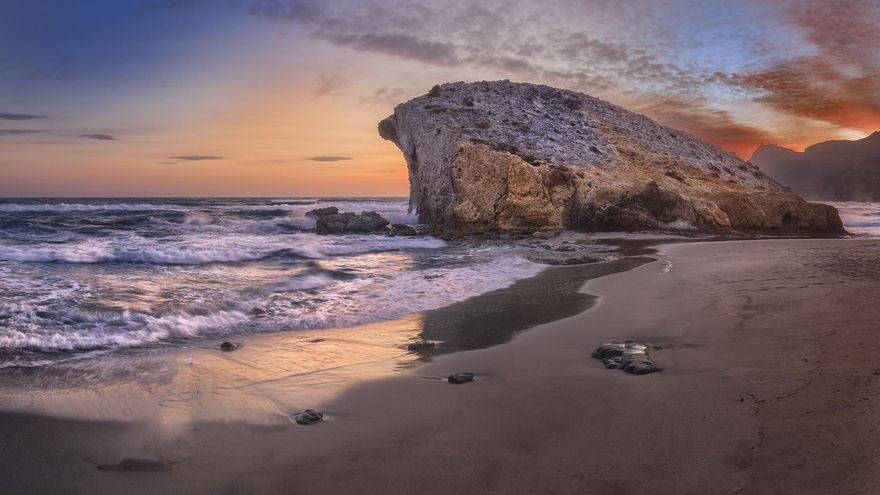 10 playas y calas de Almería para vivir una escapada paradisíaca