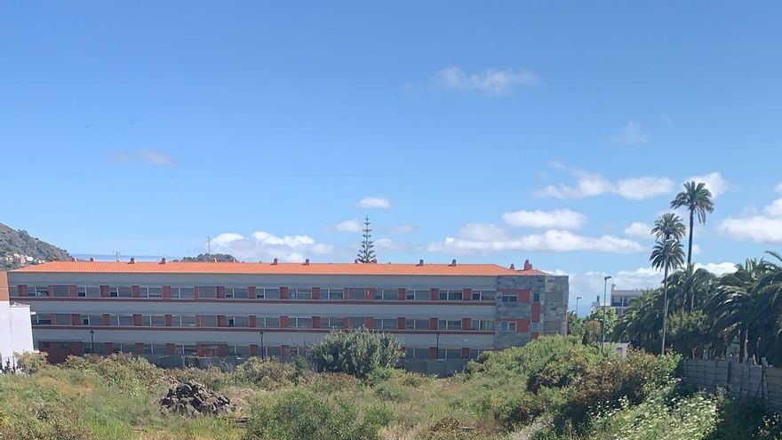 El Ayuntamiento de Santa Brígida desdeña el Plan de vivienda de Canarias y planea edificar pisos protegidos en Pino Santo, un barrio periférico