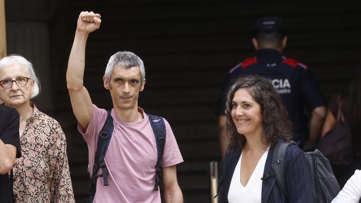 Roger Español, en el juicio a los policías que le reventaron el ojo el 1-O: "El disparo fue una represalia"