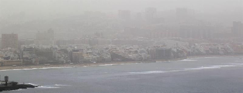 Calima en Las Palmas de Gran Canaria. Foto: Elvira Urquijo