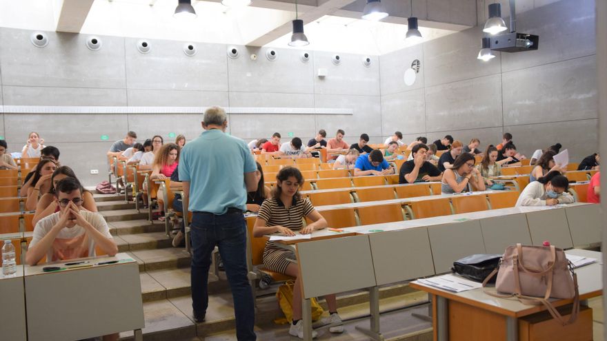 Las faltas de ortografía penalizarán un 10% en la nota de la Selectividad a partir de 2025