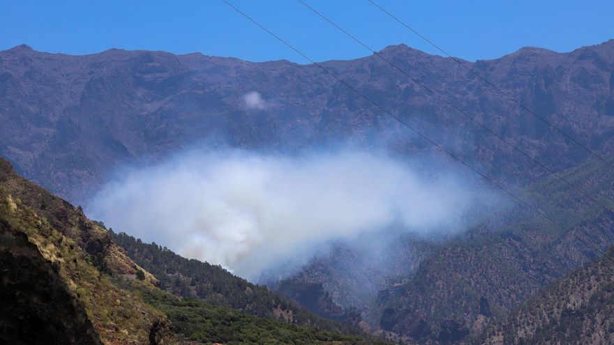 Se reactiva el fuego en el Parque Nacional de la Caldera de Taburiente