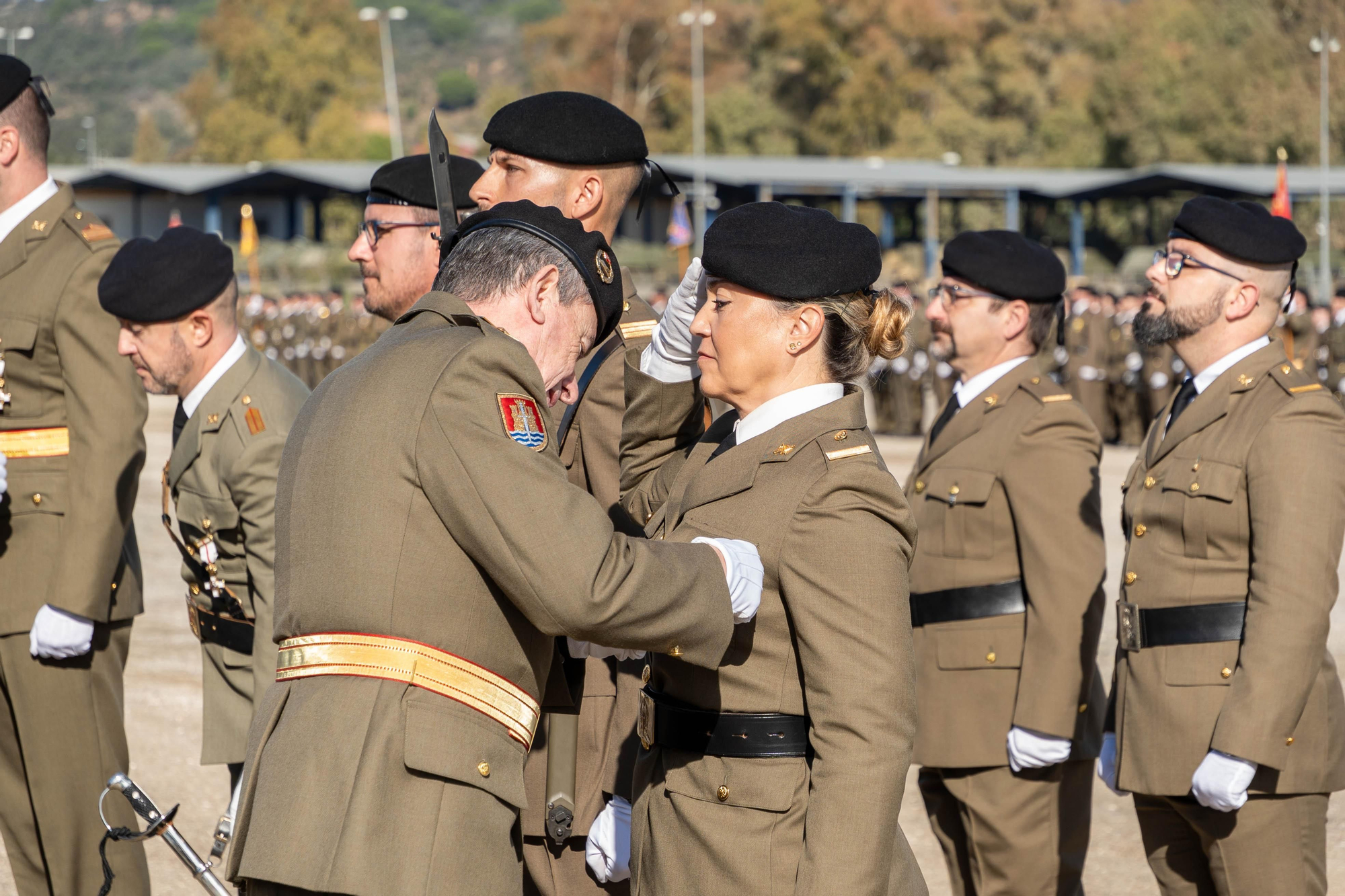 La Brigada Guzmán el Bueno X celebra en Cerro Muriano el día de la Inmaculada con una parada militar