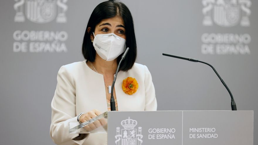 La nueva ministra de Sanidad, Carolina Darias, este miércoles tras recibir la cartera en el Ministerio. EFE/Chema Moya
