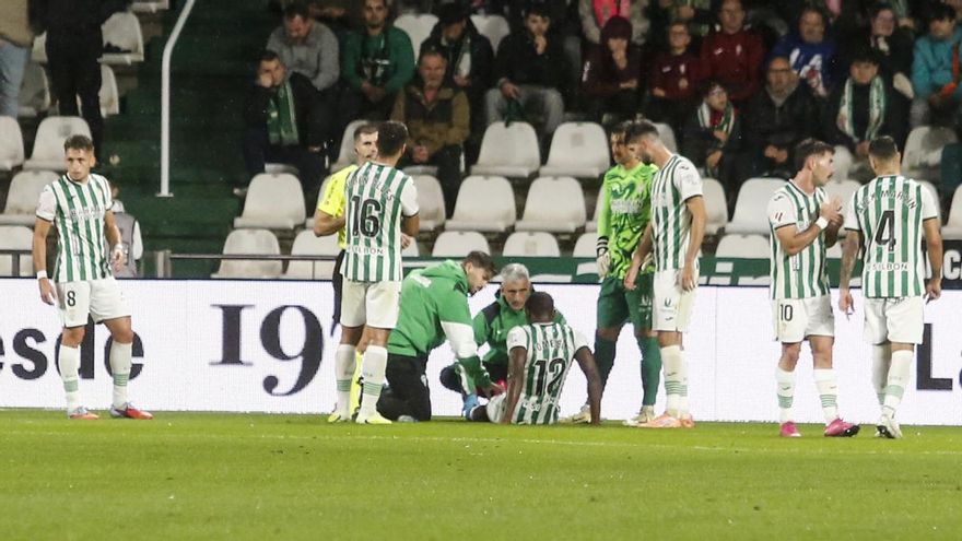 Fomeyem pasa por quirófano debido a su lesión de tobillo