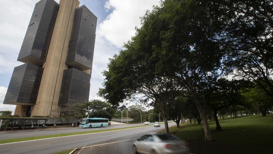 Brasil sube tasa básica de interés hasta el 14,75 % anual, la mayor desde agosto de 2006