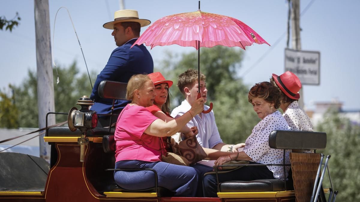 Ambiente del primer sábado de feria 2026