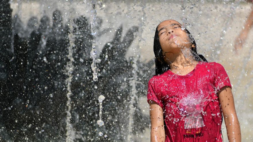 Clima: el calor golpea a la Argentina y hay alerta naranja en cuatro provincias por temperaturas extremas