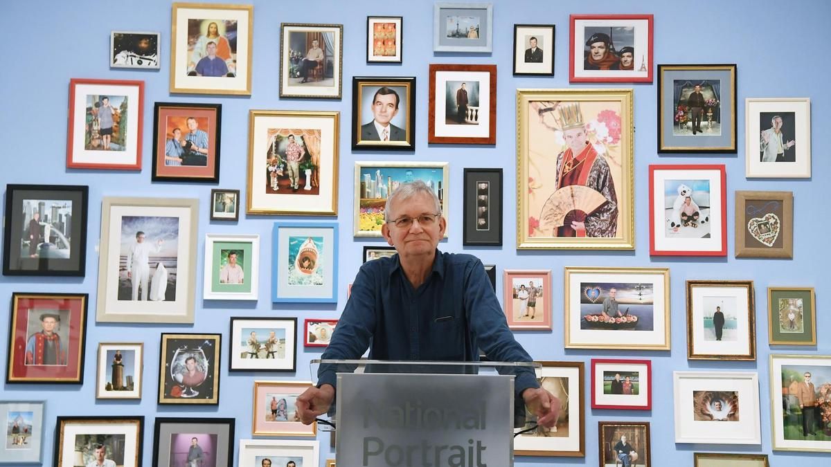 Muere el fotógrafo Martin Parr a los 73 años