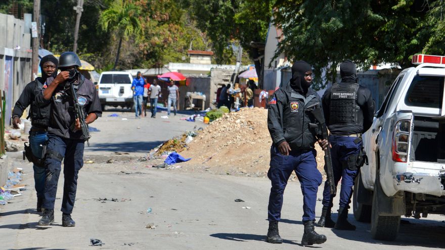 El balance oficial cifra en 25 los fallecidos durante una fuga de un penal de Haití