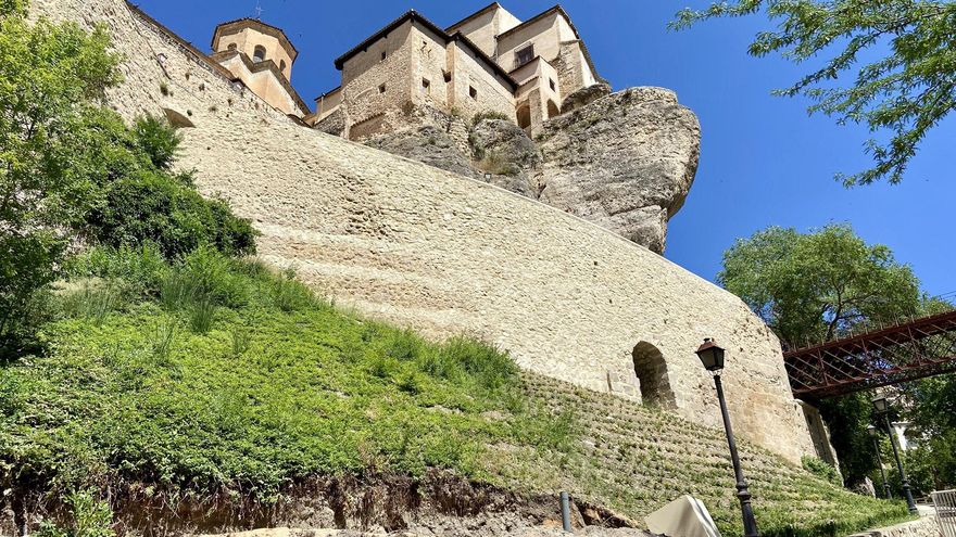Guía breve de Cuenca: El casco histórico entre rascacielos medievales, casas colgadas y viejas leyendas