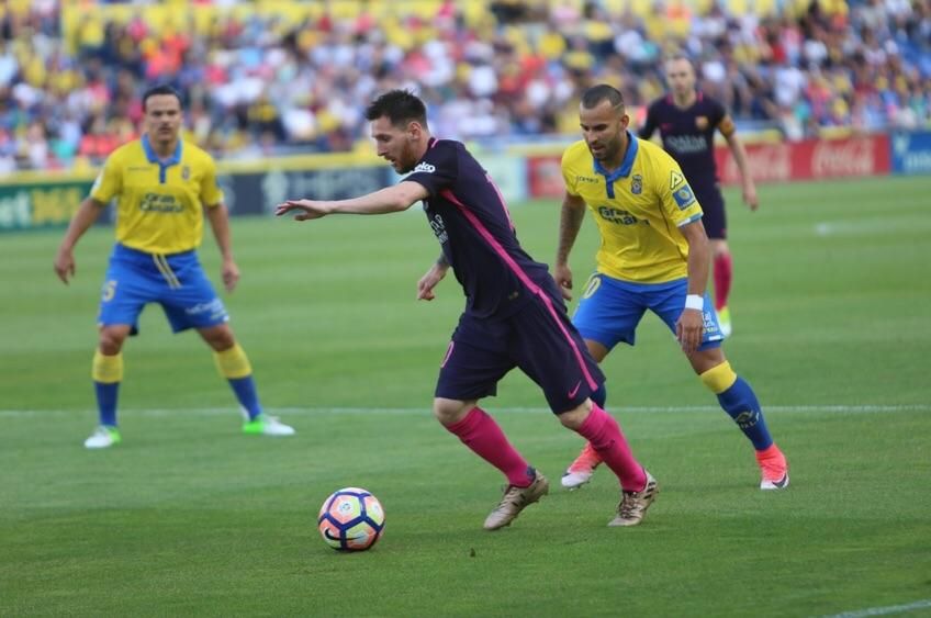 Partido entre la UD Las Palmas y FC Barcelona. Alejandro Ramos.